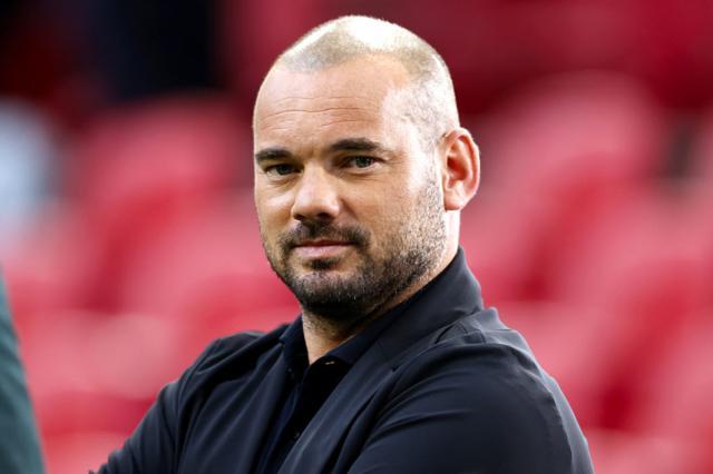 包含斯内德谈2010年金球奖：梅西是当年的世界最佳，的词条