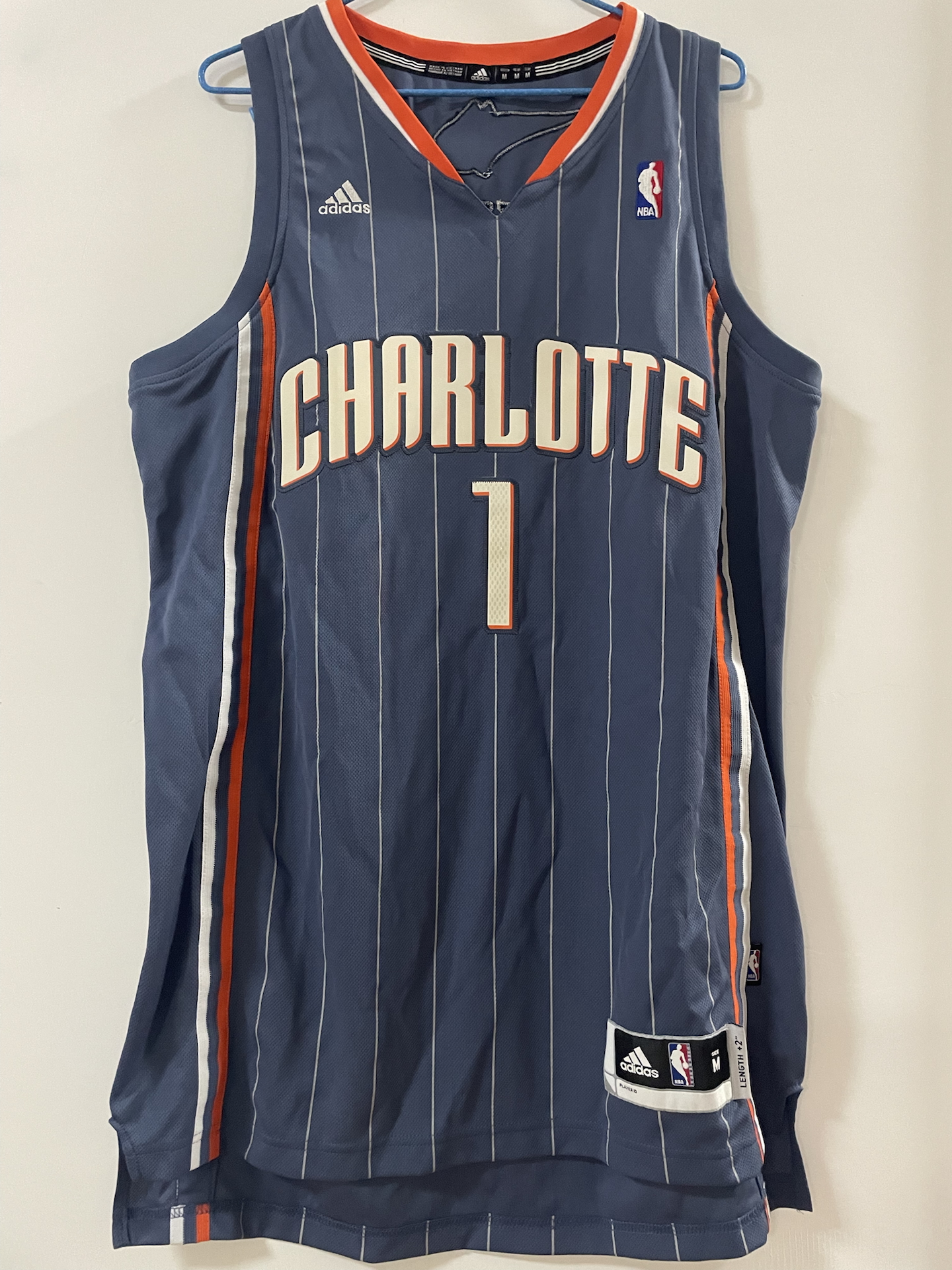 穿上这件球衣的感觉无以伦比的简单介绍 穿上这件球衣的感觉无以伦比的简单介绍