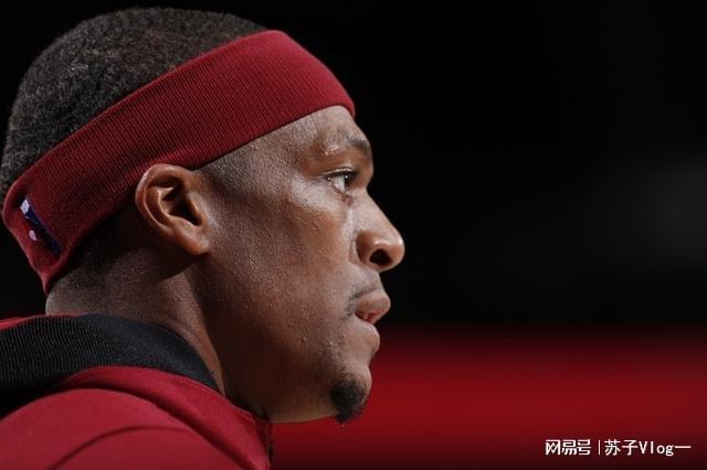 包含10+10+24！媒体感慨：我们再也看不到拉简-隆多这样的球员了的词条