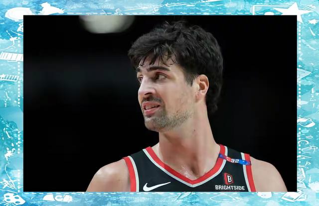 包含阿夫迪亚暂领跑，你认为谁将是本赛季的“最快进步球员”？的词条