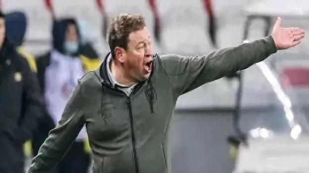 申花官方：吴曦、朱辰杰等五人续约艾迪、路易斯等五人离队的简单介绍