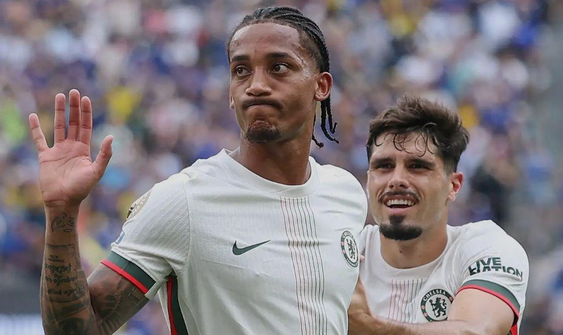 包含他是世界冠军教头，不是切尔西的替罪羊的词条