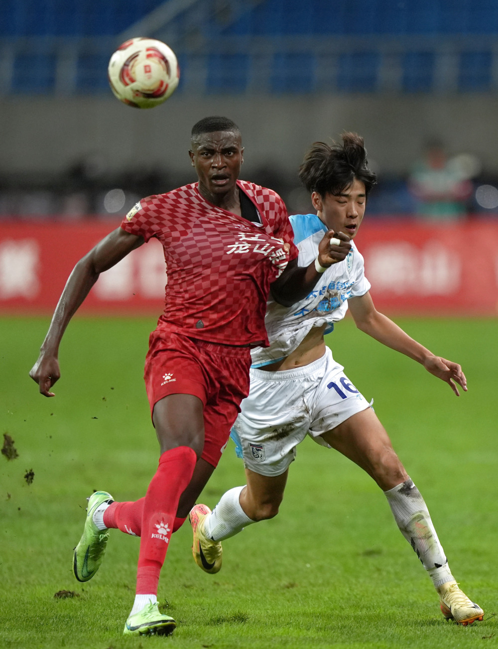 中甲第16轮杀疯了！广州豹0-2铁人1-0铜梁龙4-3绝杀，积的简单介绍