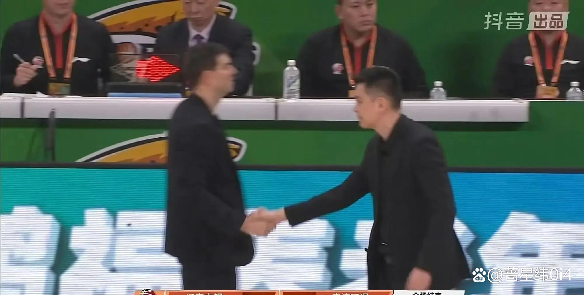 包含业内爆料!裁判作假会在关键判罚偏心不重要判罚偏对方的词条