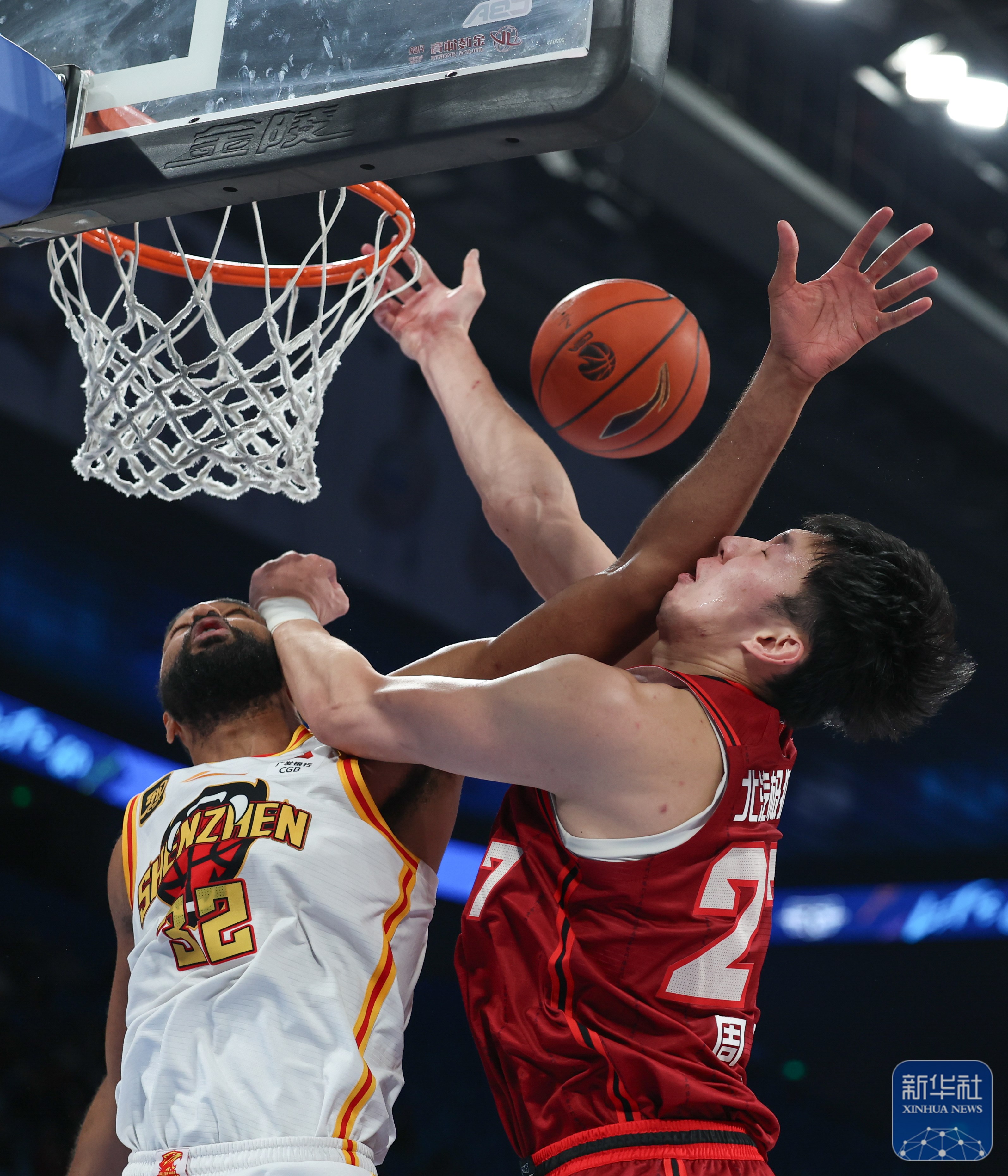篮球CBA常规赛：深圳马可波罗胜辽宁本钢的简单介绍