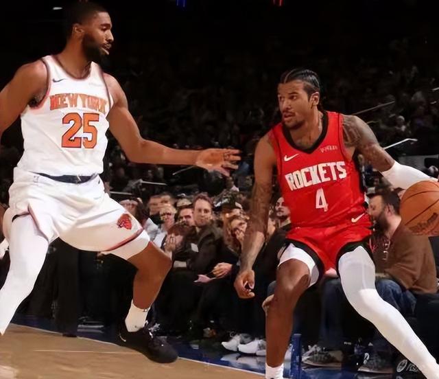 勇士132-125击败黄蜂球员评价：4人满分，5人及格，4人低迷的简单介绍