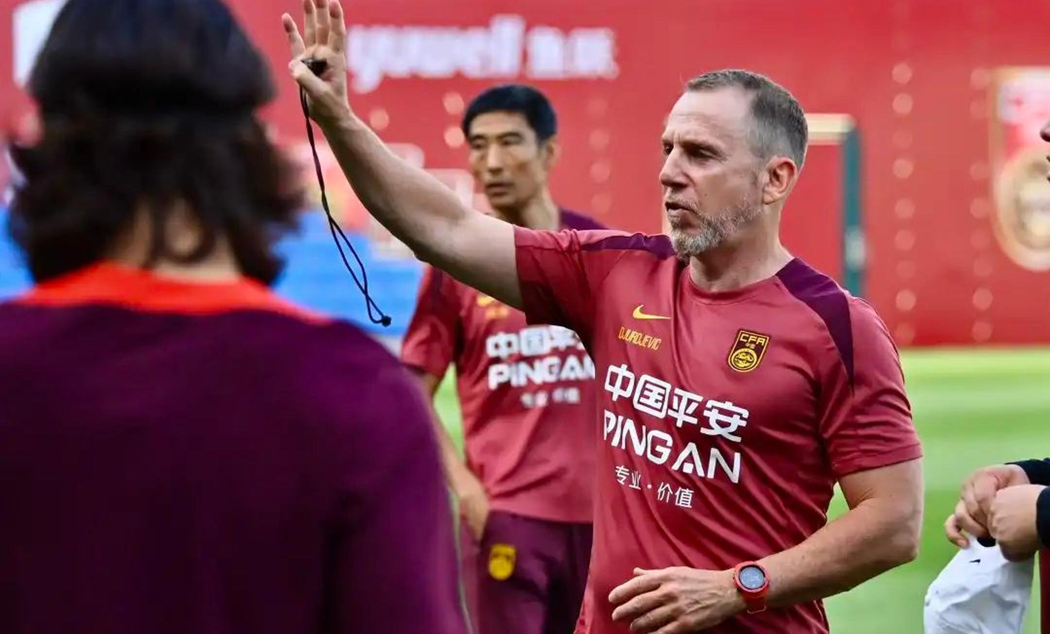 再度换帅！国足启动全球选帅工作久尔杰维奇有望参与竞聘的简单介绍