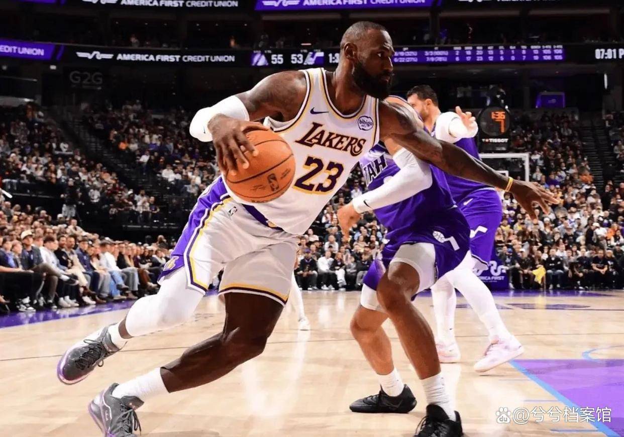 防守不佳！雷迪克默许，詹姆斯恐要离开，有望联手库里？的简单介绍