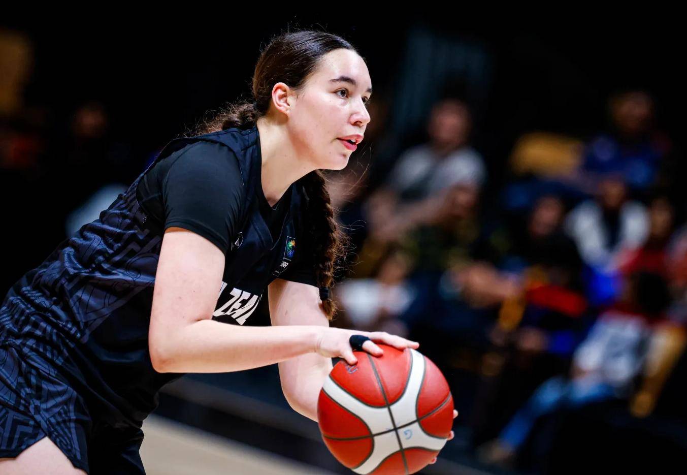 女篮卫冕最大短板暴露：三分21中4外线狂输18分若碰日澳该咋办的简单介绍