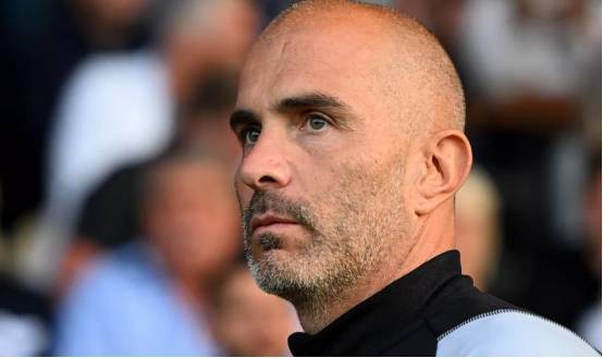 关于他是世界冠军教头，不是切尔西的替罪羊的信息