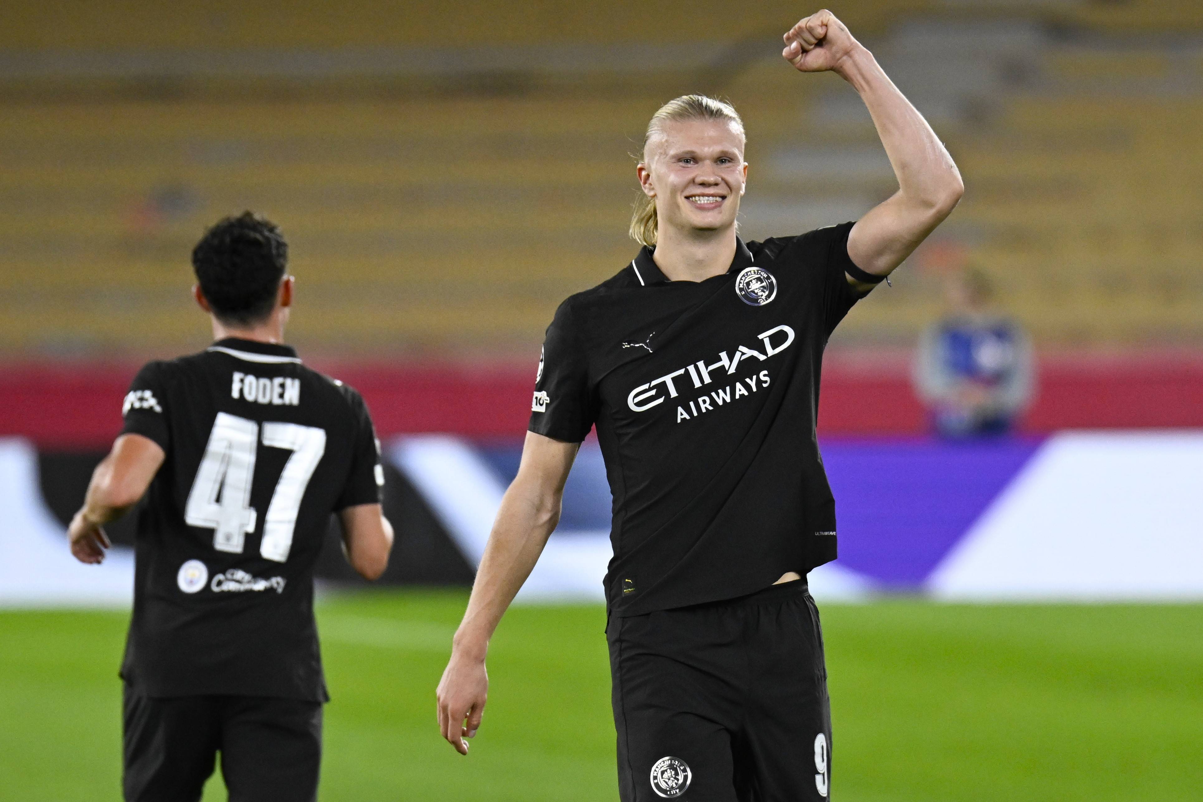 包含桑德兰0-0曼城，赛后评分：不是哈兰德第一，桑德兰28号排第一的词条