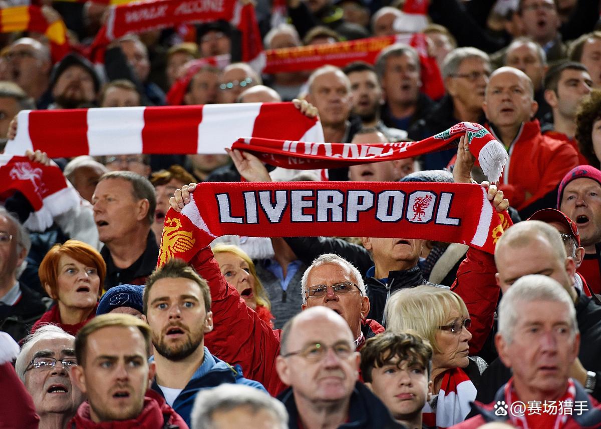 包含利物浦-中国香港之行花絮：中国球迷有多热情？的词条