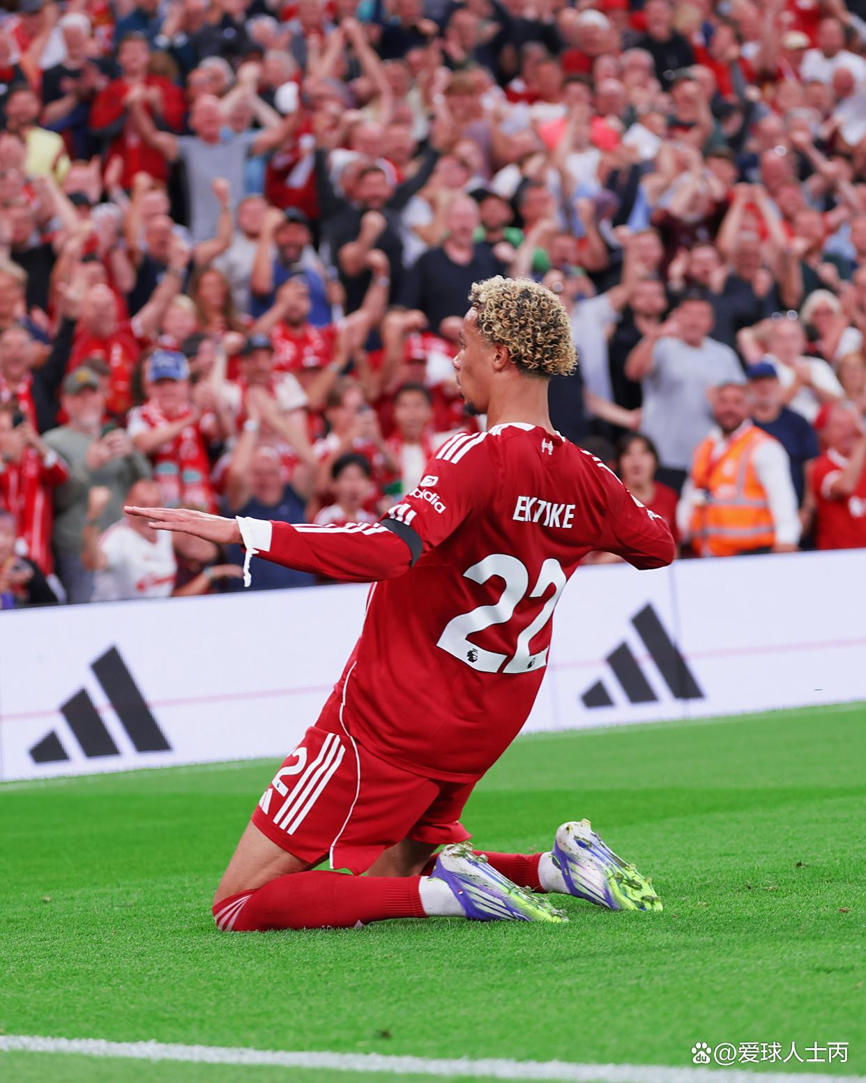 利物浦锁定新锋线目标,7500万欧身价引多豪门争夺的简单介绍 利物浦锁定新锋线目标,7500万欧身价引多豪门争夺的简单介绍