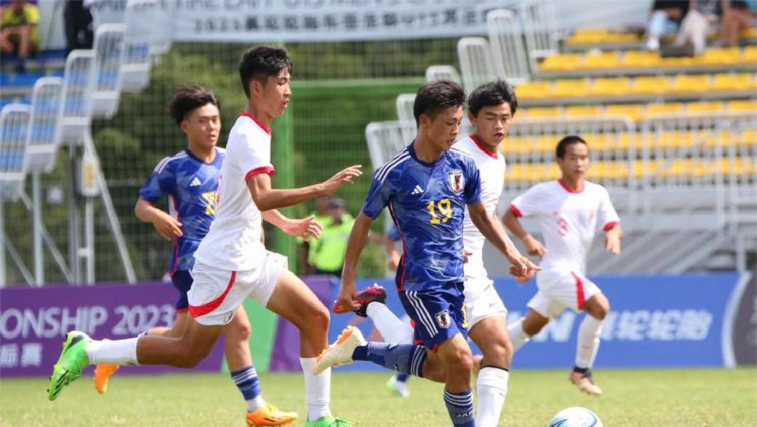 关于东亚足联U15锦标赛：中国U15男足一胜一平一负收官的信息