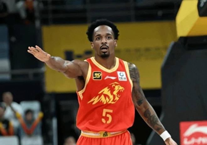 关于前法国男篮主帅:归化是恩比德先提的很庆幸他没来的信息