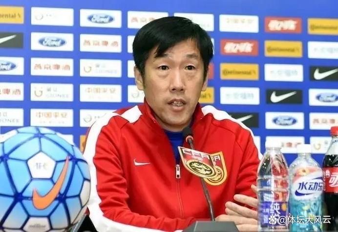 包含不要便宜的，国足新帅或敲定，64岁，世界杯黑马，年薪120万欧的词条