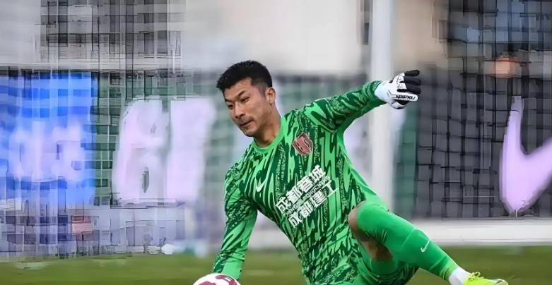 关于3老将留俩，王大雷回应落选国足:点名刘殿座的信息