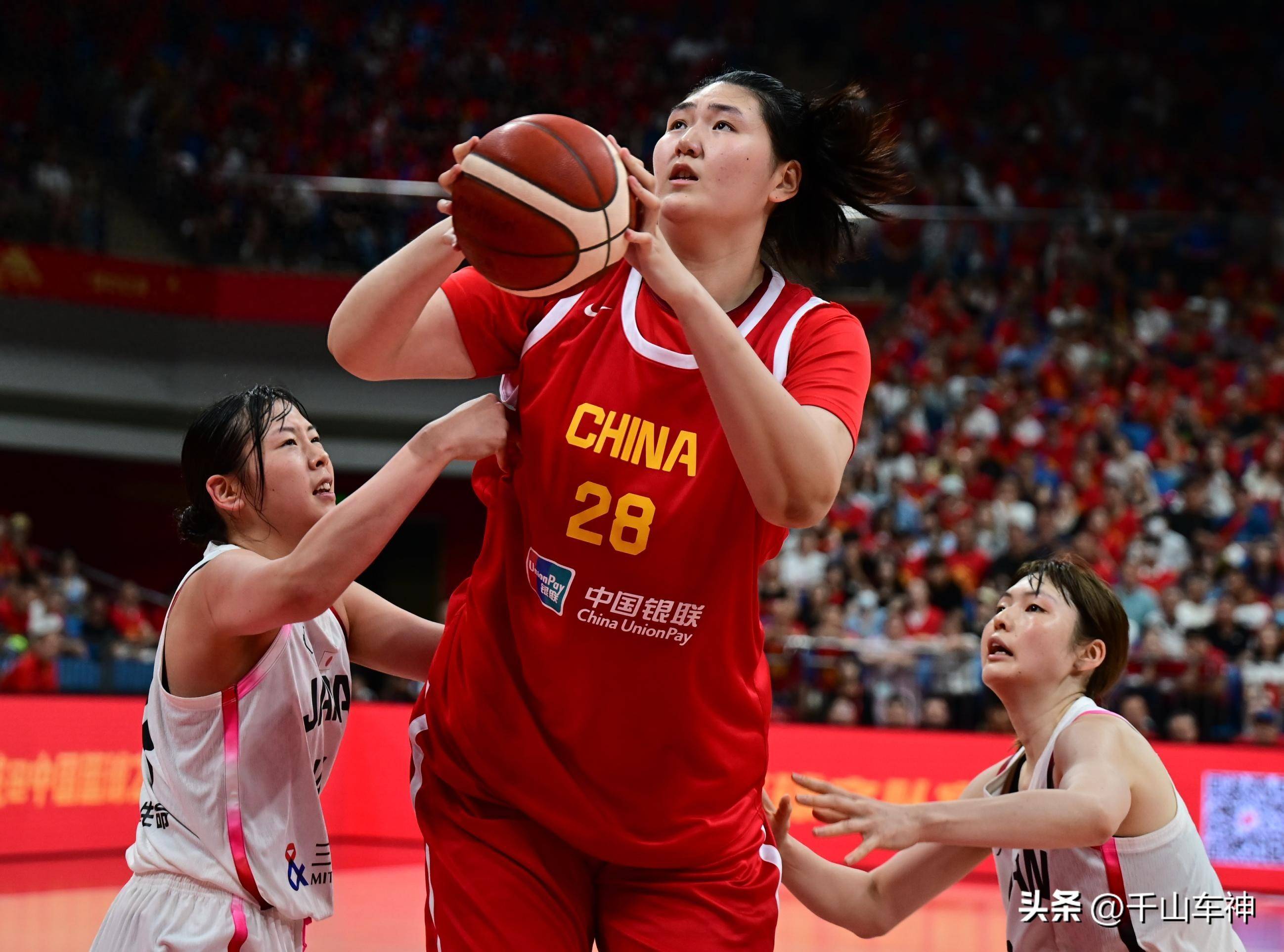 小巨人张子宇迎来WCBA首秀替补出场15分6板助山东取胜的简单介绍