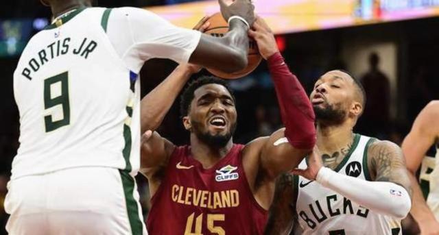 米切尔30分坎宁安27+6+7骑士不敌活塞 米切尔30分坎宁安27+6+7骑士不敌活塞