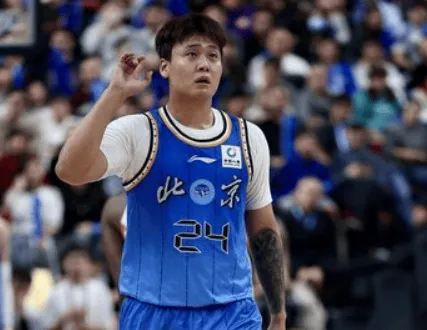 关于田中心半场出战14分钟12中7，三分5中3得到19分4板3助攻的信息