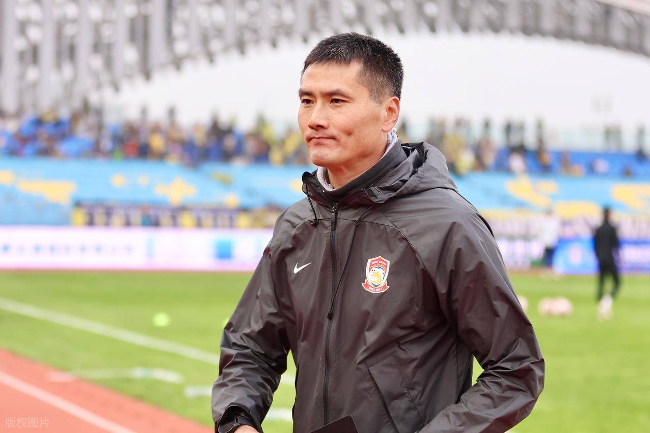 包含主帅邵佳一：联赛是选人重要考核，中国足球当下需要找回信心的词条
