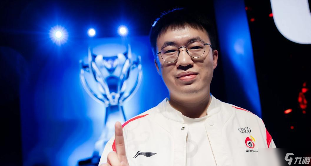 关于LPL最逆天教练诞生！团战突然介入语音，5打4险些被对手团灭的信息