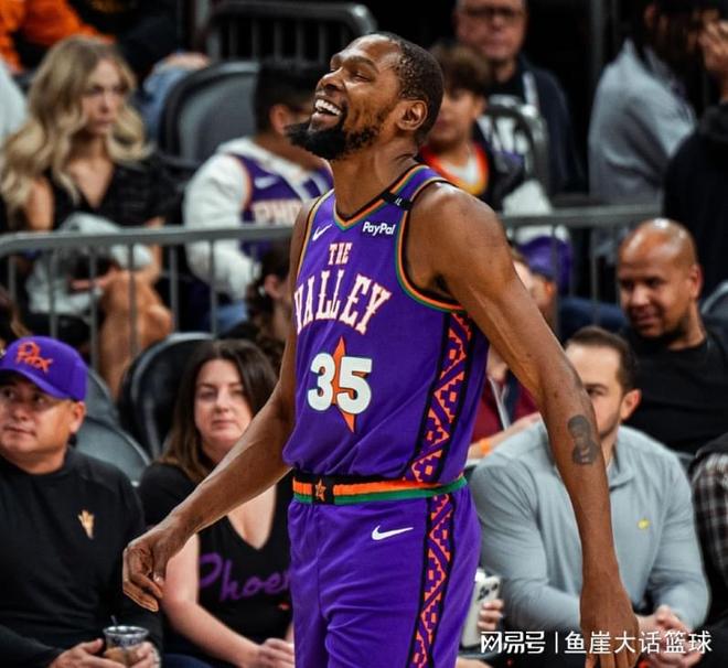 曝小琼斯右膝内侧副韧带二级扭伤六周后复查的简单介绍