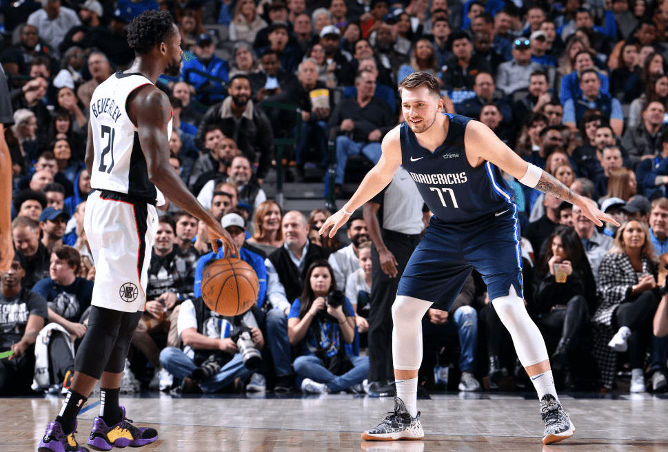 关于鲍威尔34分墨菲三世27分鹈鹕不敌热火7连败的信息